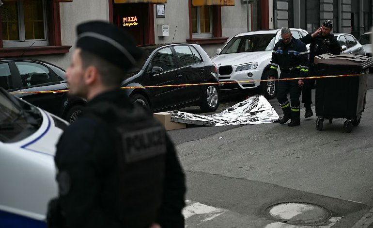 Atentado terrorista en Francia: una persona murió y cinco policías resultaron heridos