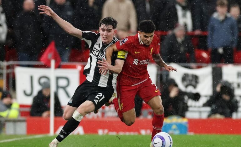 Luis Díaz no pudo brillar en Wembley: Newcastle se lleva la Carabao Cup