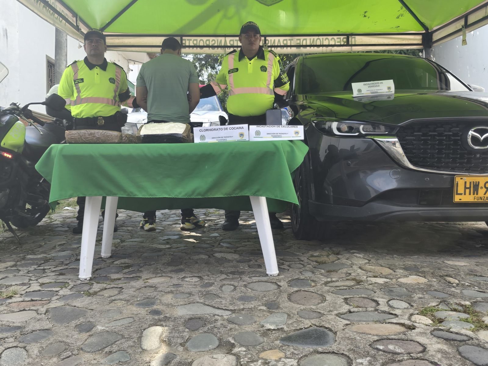 Policía incauta más de 16 kilos de cocaína en Altamira, Huila