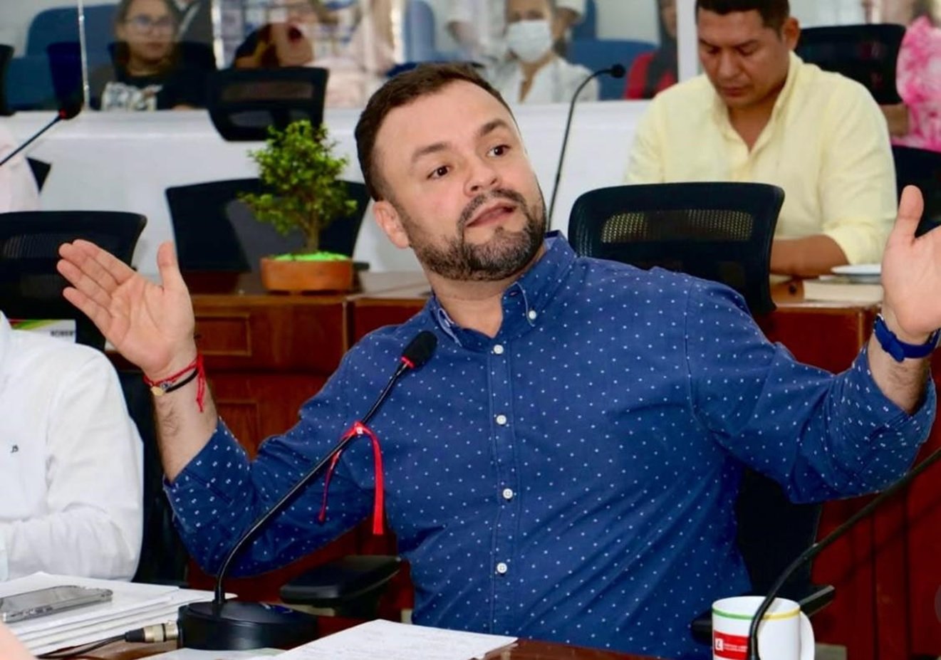 Procuraduría formula cargos contra concejal Serna por trámite de proyecto endeudamiento en Neiva