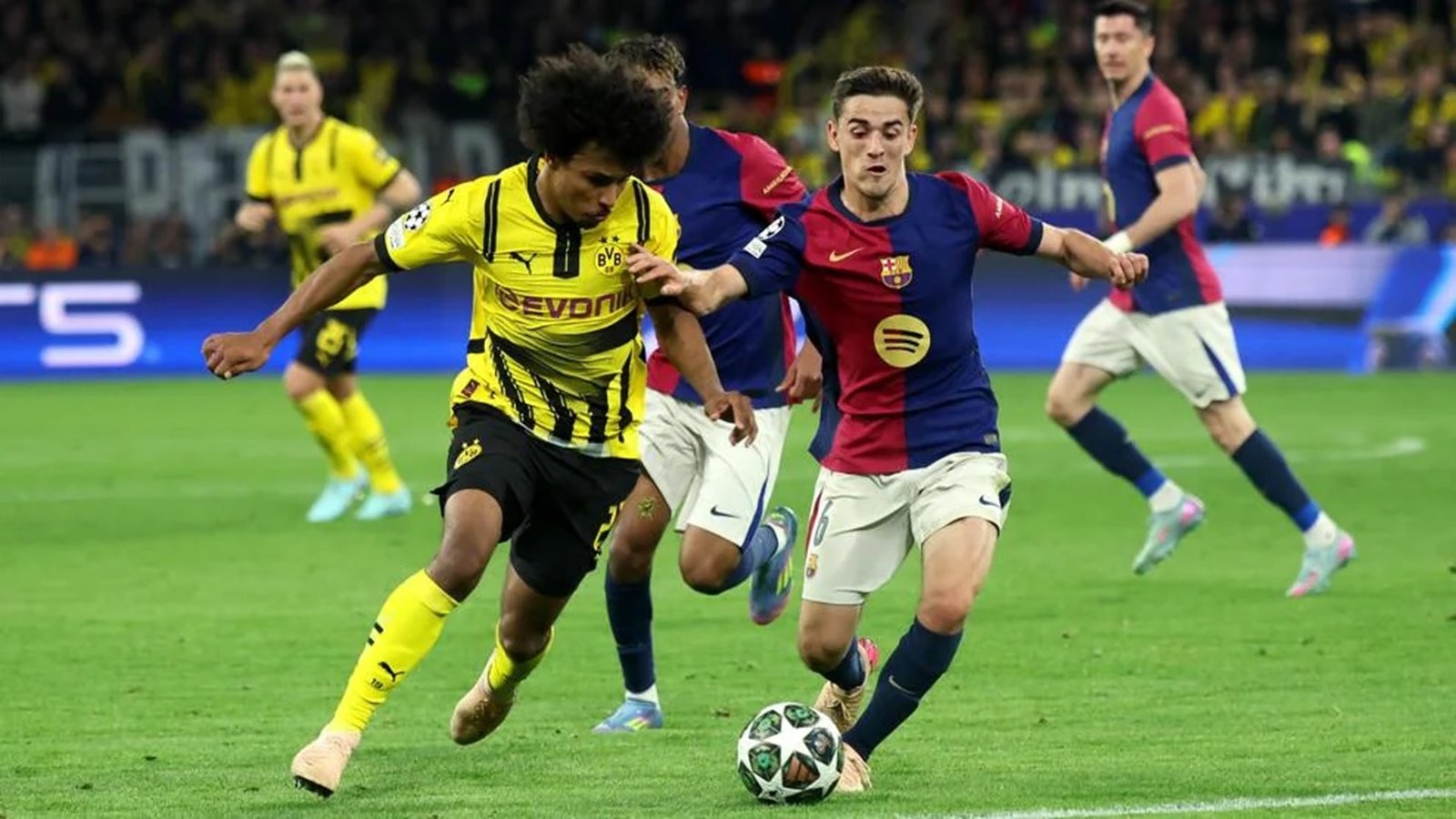 Barcelona y PSG se instalan entre los cuatro mejores de Europa