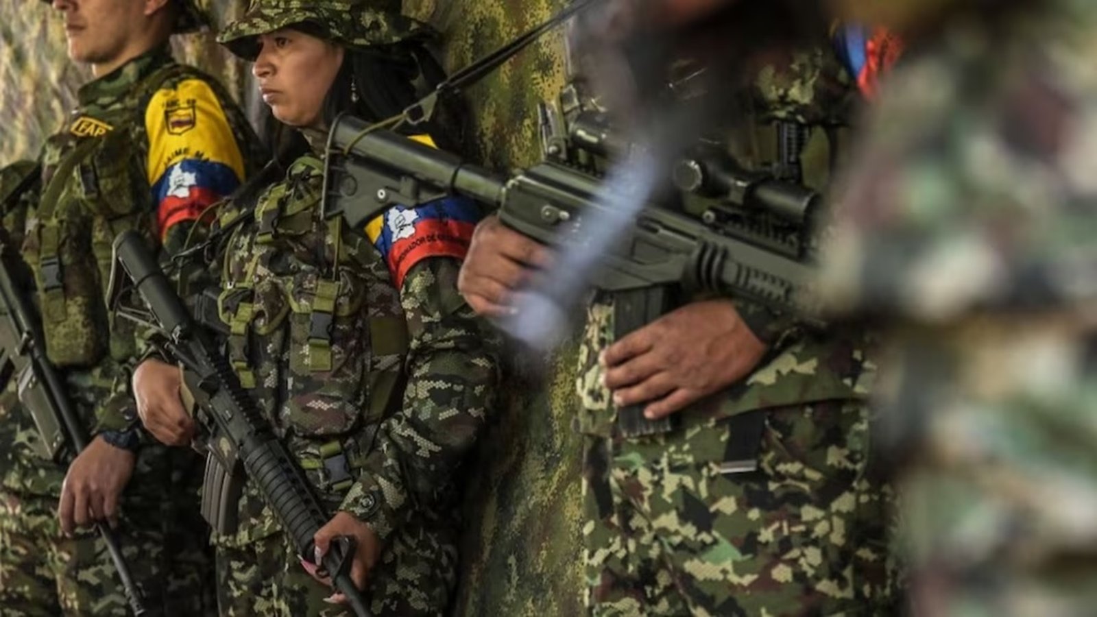 Gobierno suspende ofensiva contra disidencias pese al fin del cese al fuego