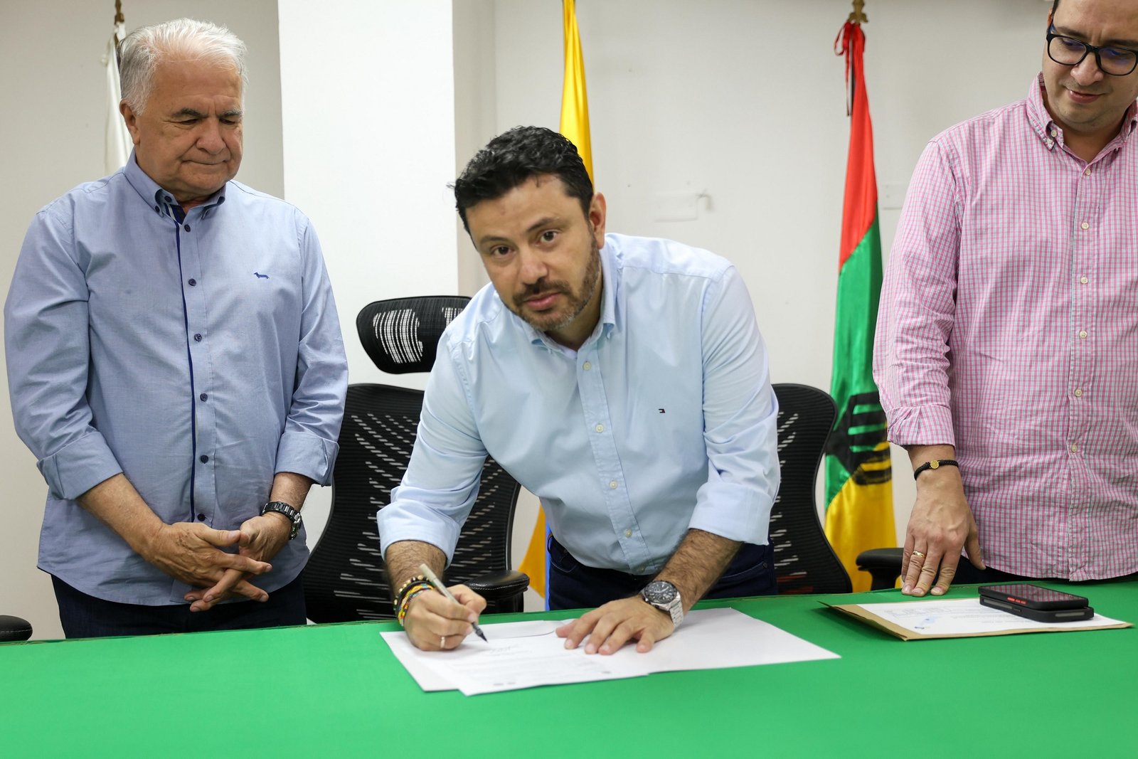 Gobernación del Huila y Alcanos llevan gas domiciliario a tres veredas de Gigante