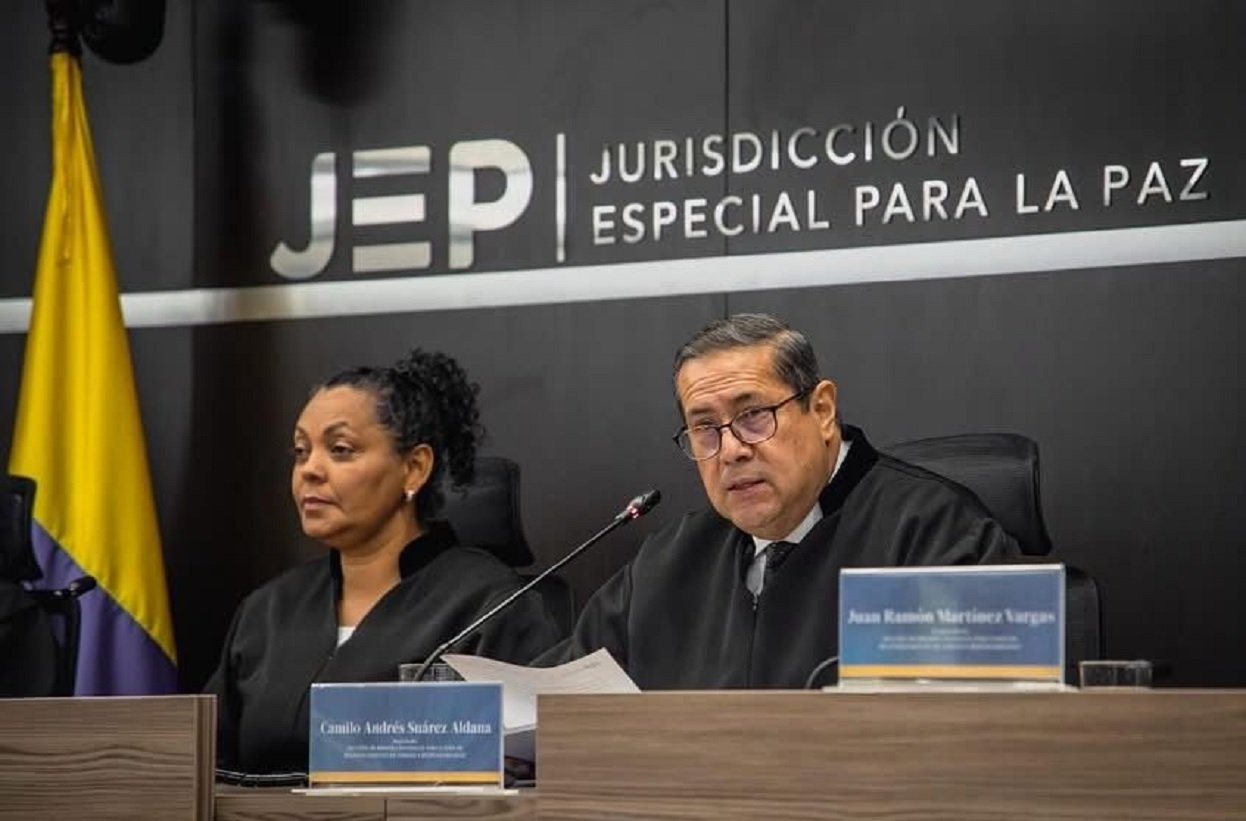 Exsecretariado de las Farc recibe sanción de ocho años por política de secuestros, según la JEP