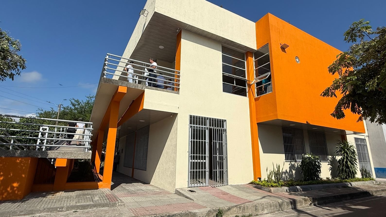 Casa de la Cultura de la comuna 9 vuelve a abrir sus puertas gracias a la gestión del alcalde Casagua